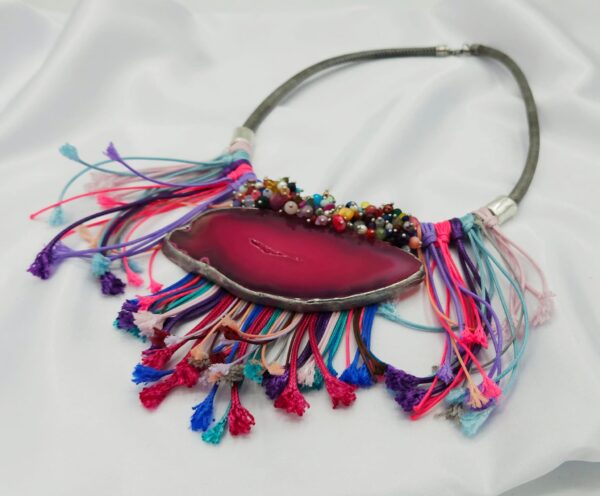 Naszyjnik z agatem i kolorowym miksem kamieni naturalnych